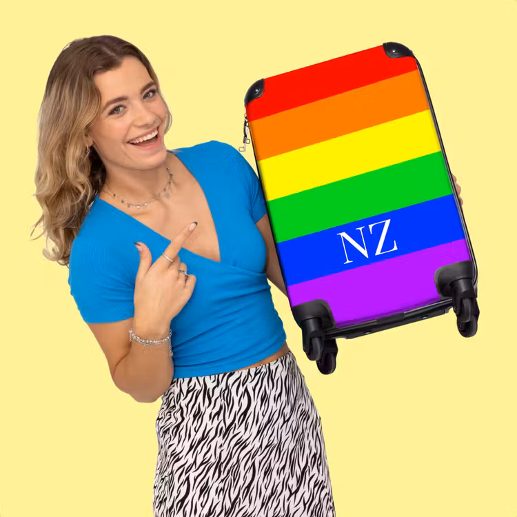 Valise -  Fond arc-en-ciel avec lettres blanches — 2