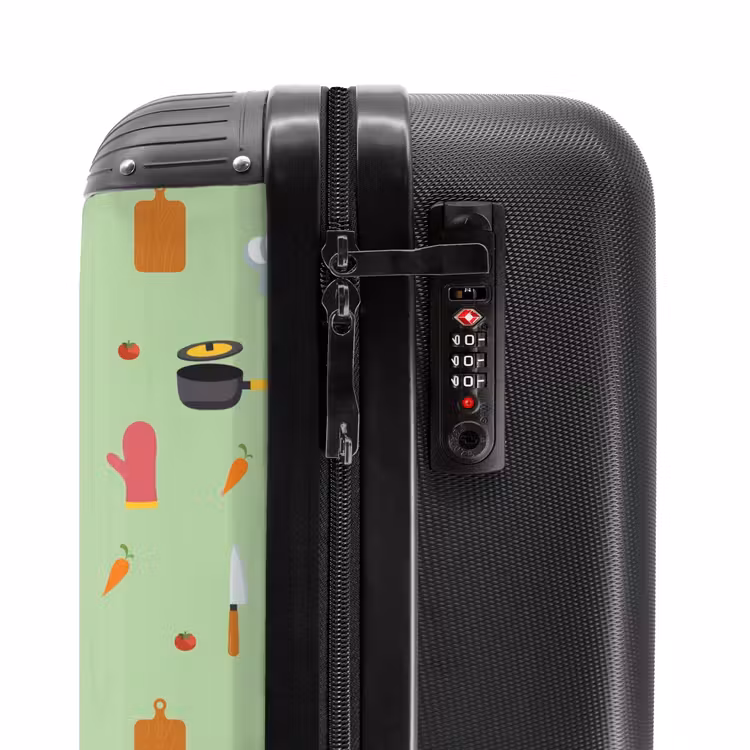 Valise - Accessoires de cuisine et ingrédients sur fond vert clair — 6