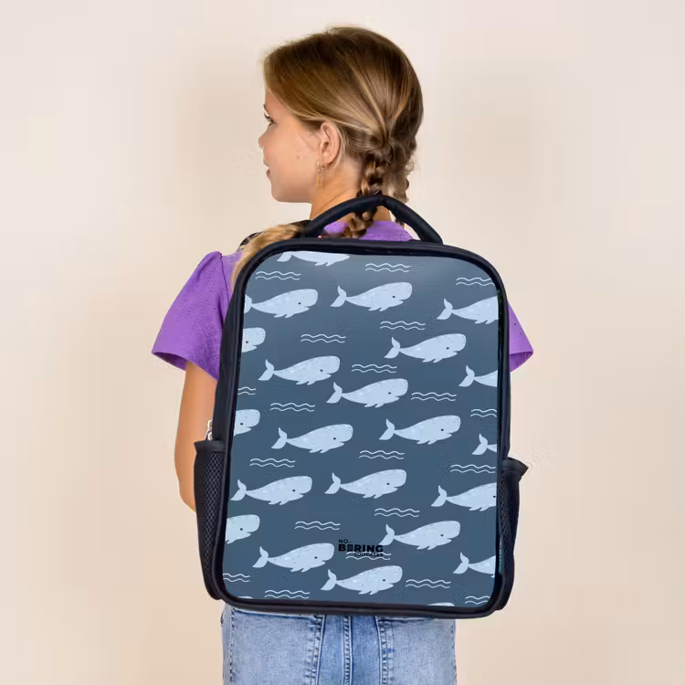 Sac à dos enfant - Noir - Baleine avec motifs de vagues bleu — 4