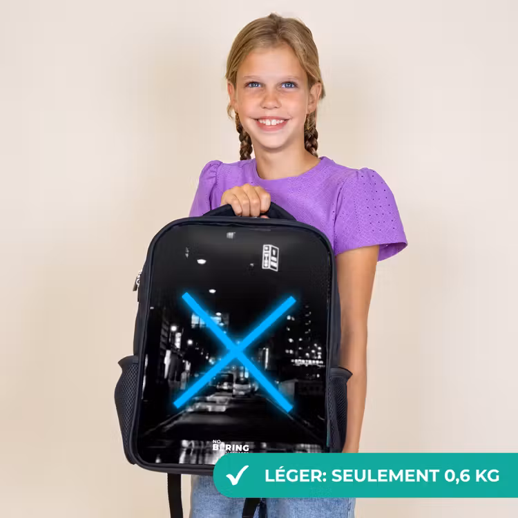 Sac à dos enfant - Noir - Croix bleue lumineuse dans une scène nocturne — 9