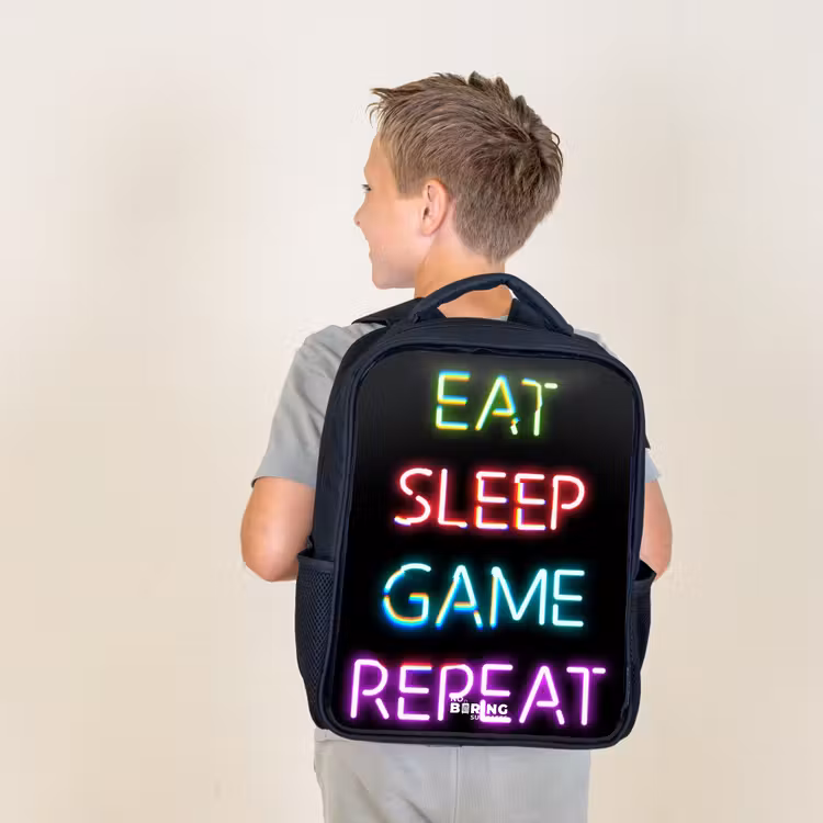 Sac à dos enfant - Noir - Qoute avec des néons — 2