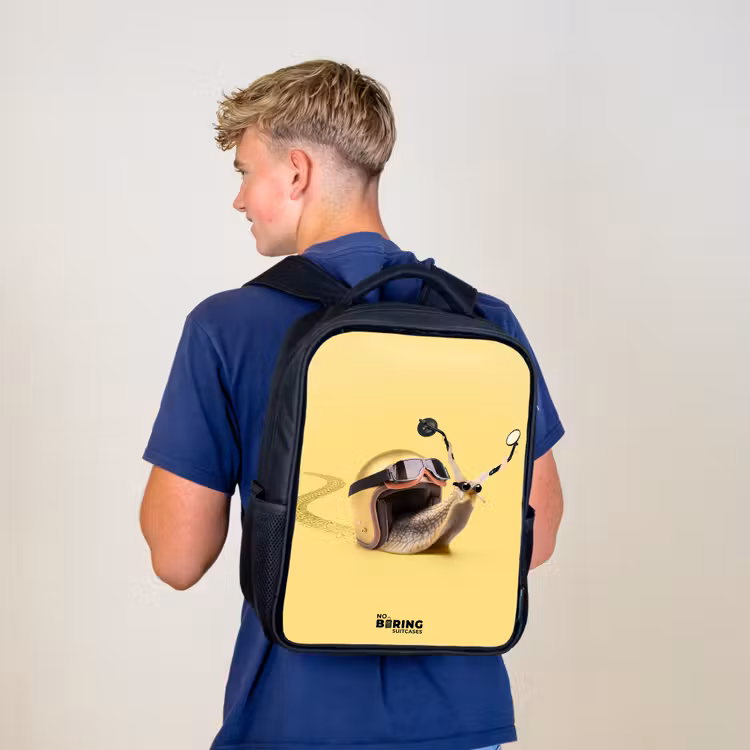Sac à dos enfant - Noir - Escargot avec casque de moto — 5