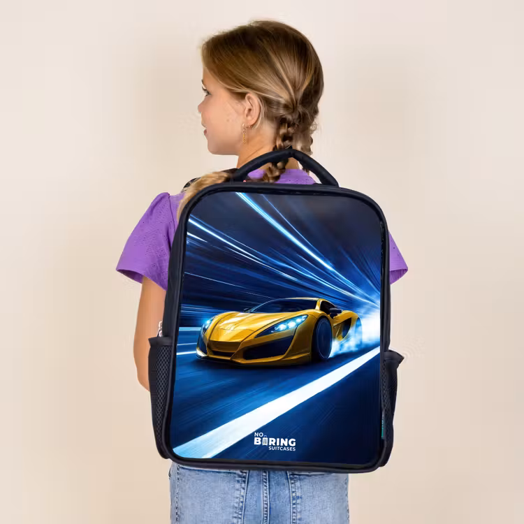 Sac à dos enfant - Noir - Voiture de sport jaune dans un tunnel lumineux de vitesse — 4