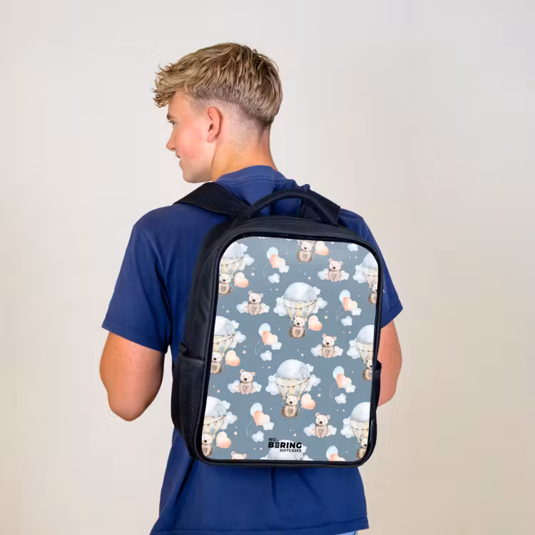 Sac à dos enfant - Noir - Ours en montgolfière parmi les nuages et les ballons — 5