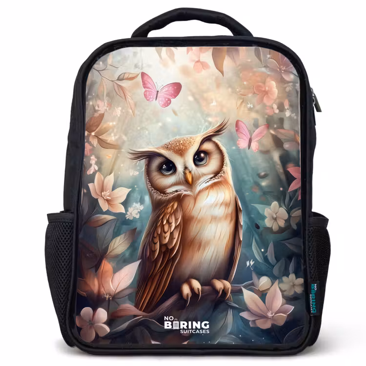 Sac à dos enfant - Noir - Chouette avec papillons dans une forêt mystique — 1