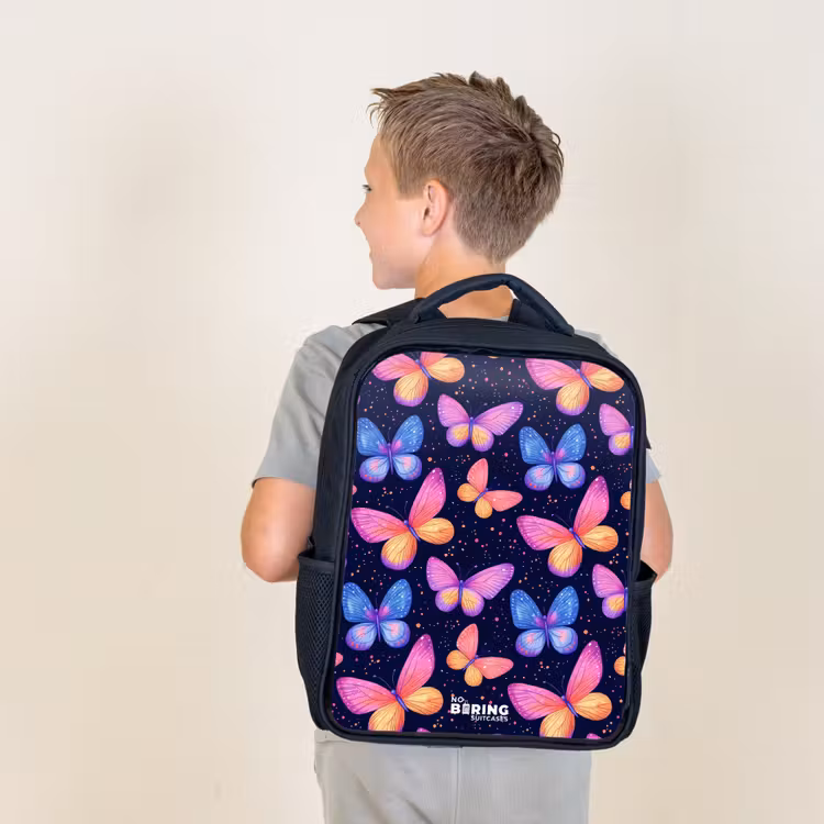 Sac à dos enfant - Noir - Papillons colorés en rose et bleu — 2