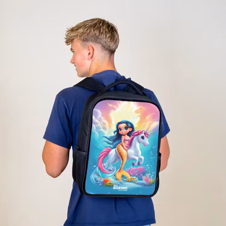 Sac à dos enfant - Noir - Sirène à queue d'or avec une licorne blanche — 5