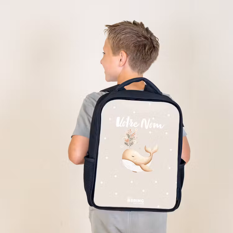 Sac à dos enfant - Noir - Baleine beige dans une mer de fleurs — 2