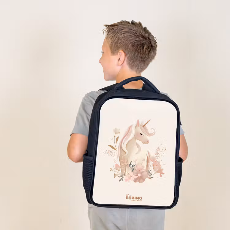 Sac à dos enfant - Noir - Licorne parmi les fleurs aux couleurs roses pastel — 2