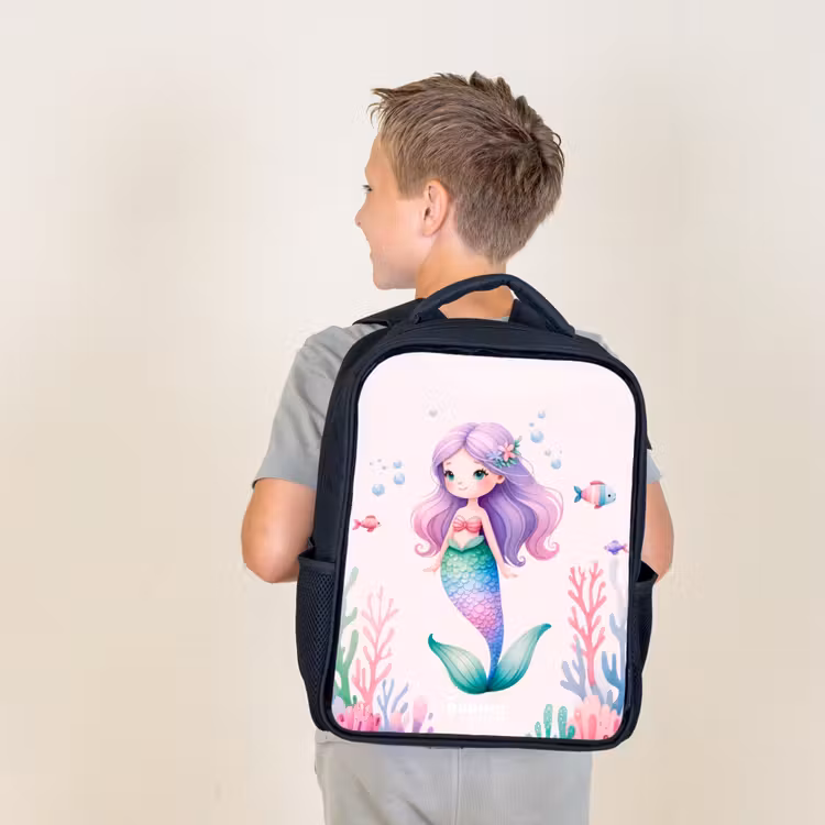 Sac à dos enfant - Noir - Sirène entourée de poissons et de coraux — 2