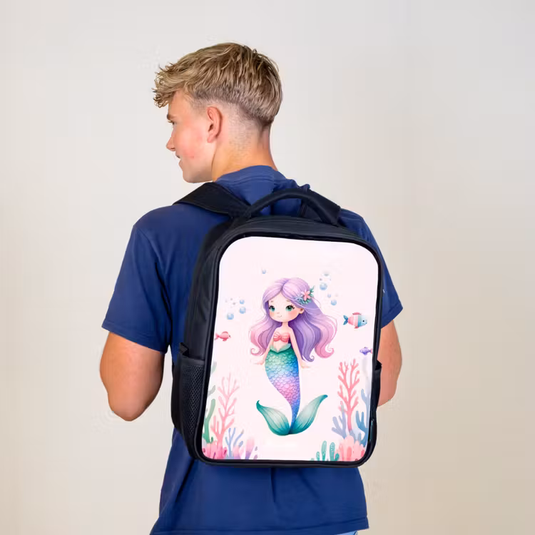 Sac à dos enfant - Noir - Sirène entourée de poissons et de coraux — 5