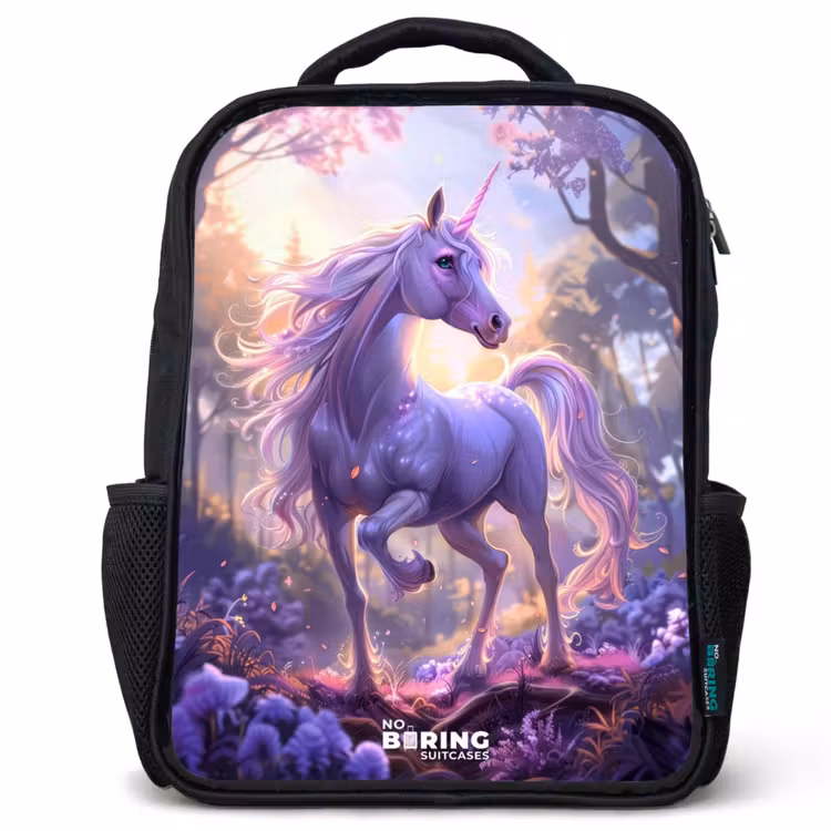 Sac à dos enfant - Noir - Portrait d'une licorne parmi des fleurs violettes — 1