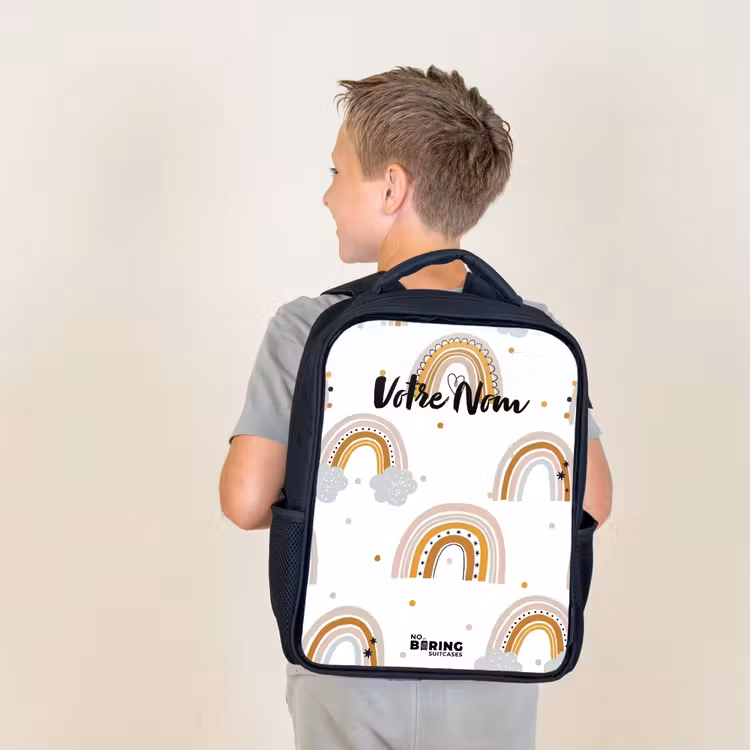 Sac à dos enfant - Noir - Motif arc-en-ciel dans des couleurs douces — 2