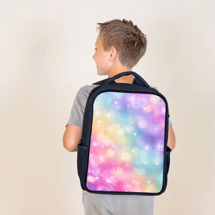 Sac à dos enfant - Noir - Lumière - Arc-en-ciel - Cœurs — 2