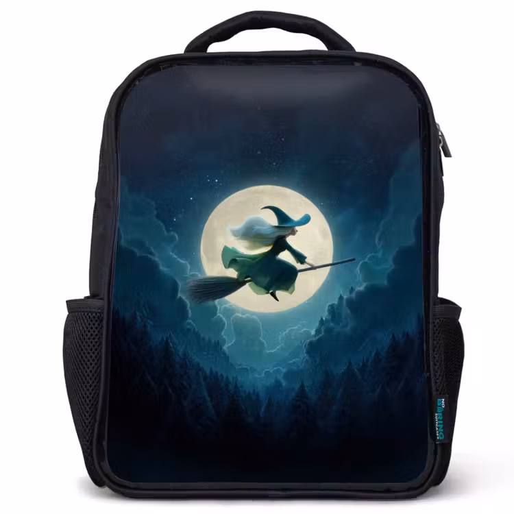 Sac à dos enfant - Noir - Sorcière volante avant la pleine lune au-dessus d'une forêt sombre — 1