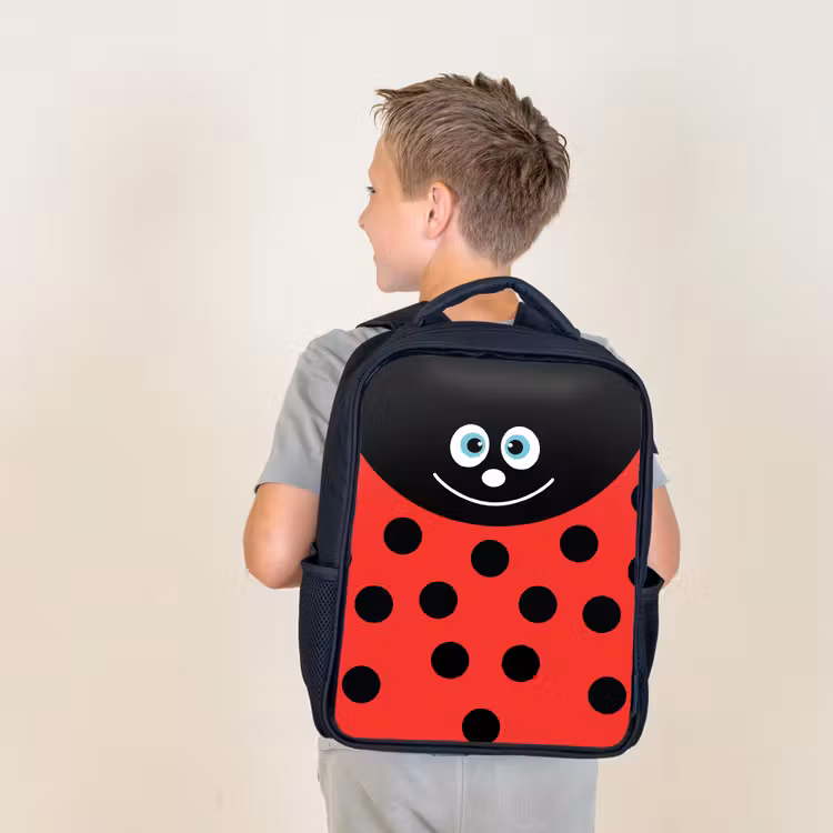 Sac à dos enfant - Noir - Portrait d'animal - Coccinelle - rouge — 2