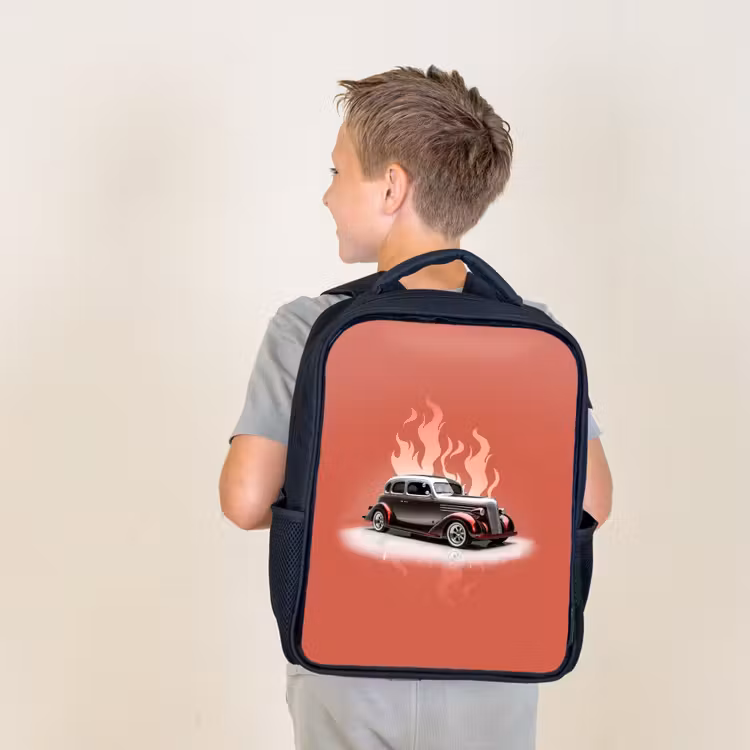 Sac à dos enfant - Noir - Voiture grise avec flammes roses — 2