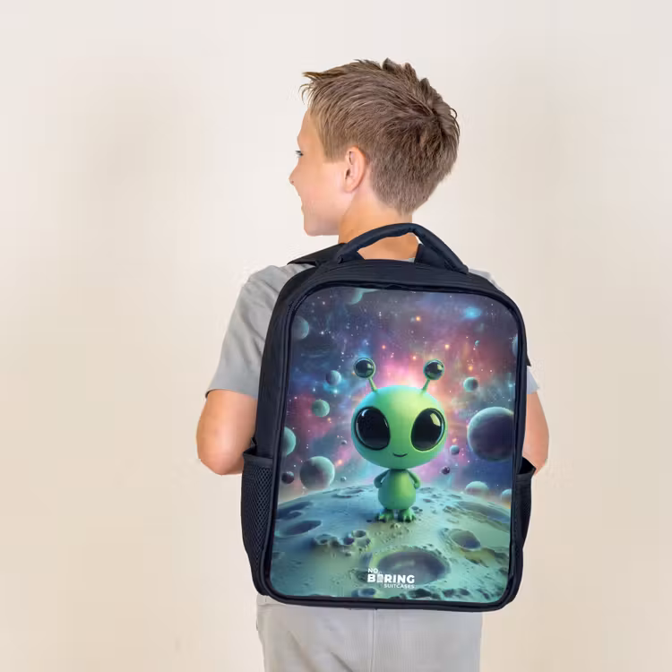 Sac à dos enfant - Noir - Créature extraterrestre verte sur un paysage lunaire — 2