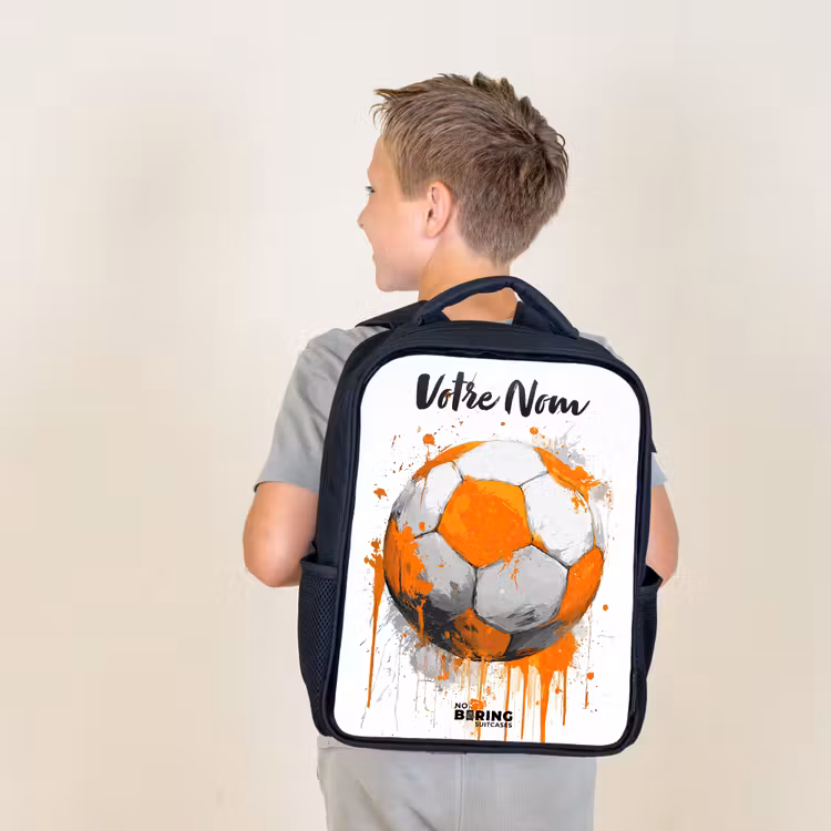 Sac à dos enfant avec votre nom - Noir - Football vibes - Peinture - Orange — 2