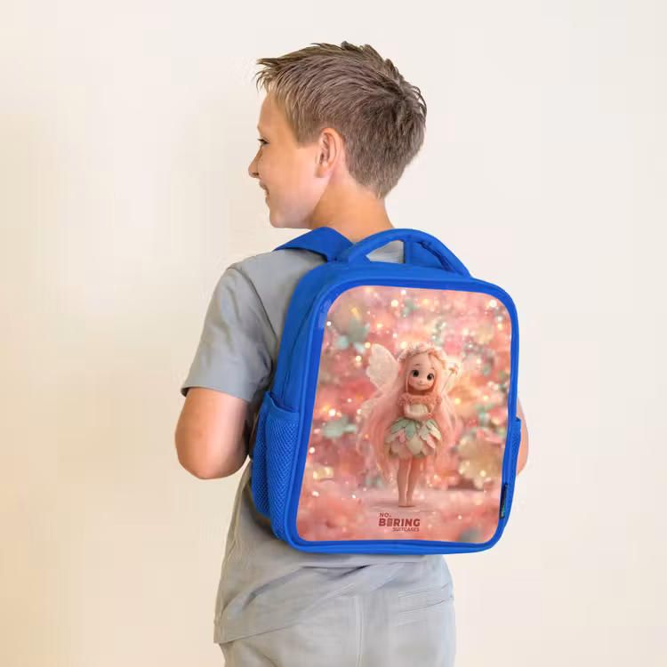 Sac à dos enfant avec nom - Bleu - Fée des fleurs dans un monde de conte de fées rose — 2