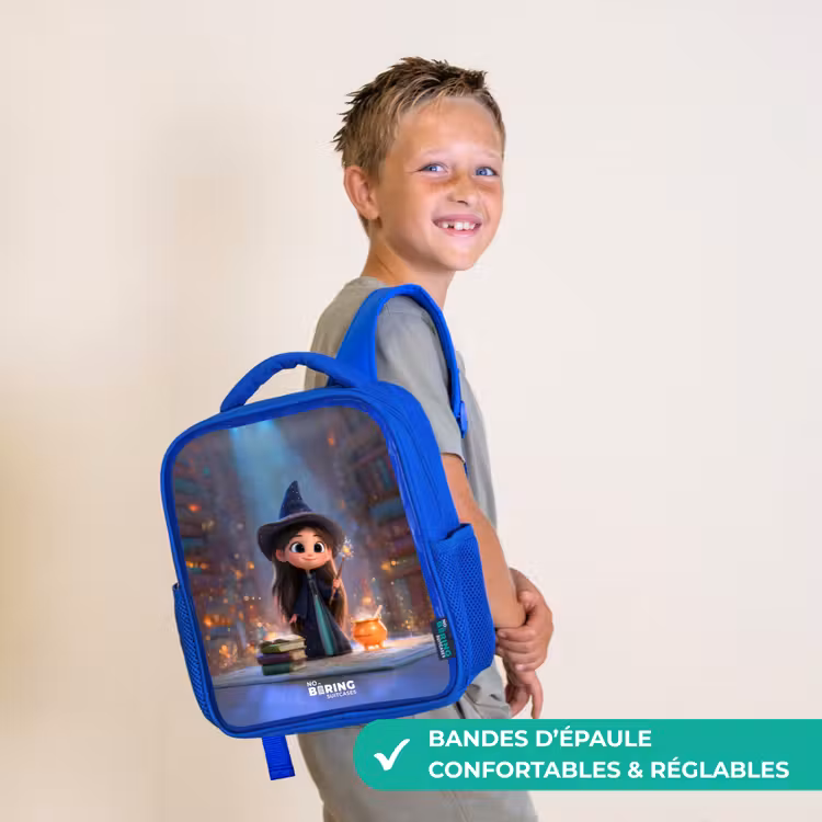 Sac à dos enfant avec nom - Bleu - Petite enchanteresse dans la bibliothèque — 4