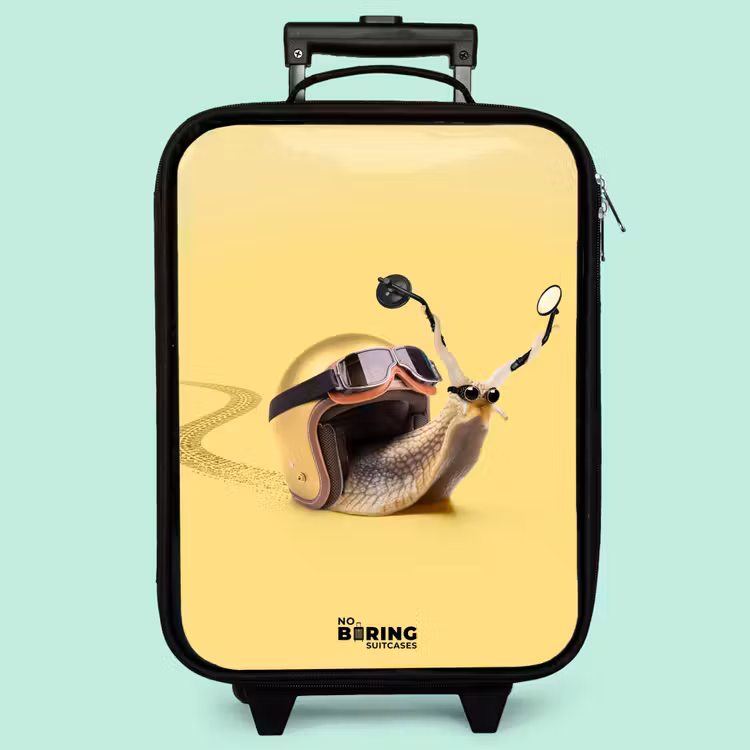 Valise enfant - Escargot avec casque de moto — 3