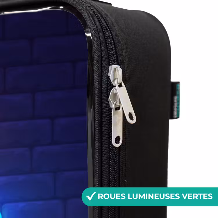 Valise enfant - Lettres en néon sur un mur de briques — 6