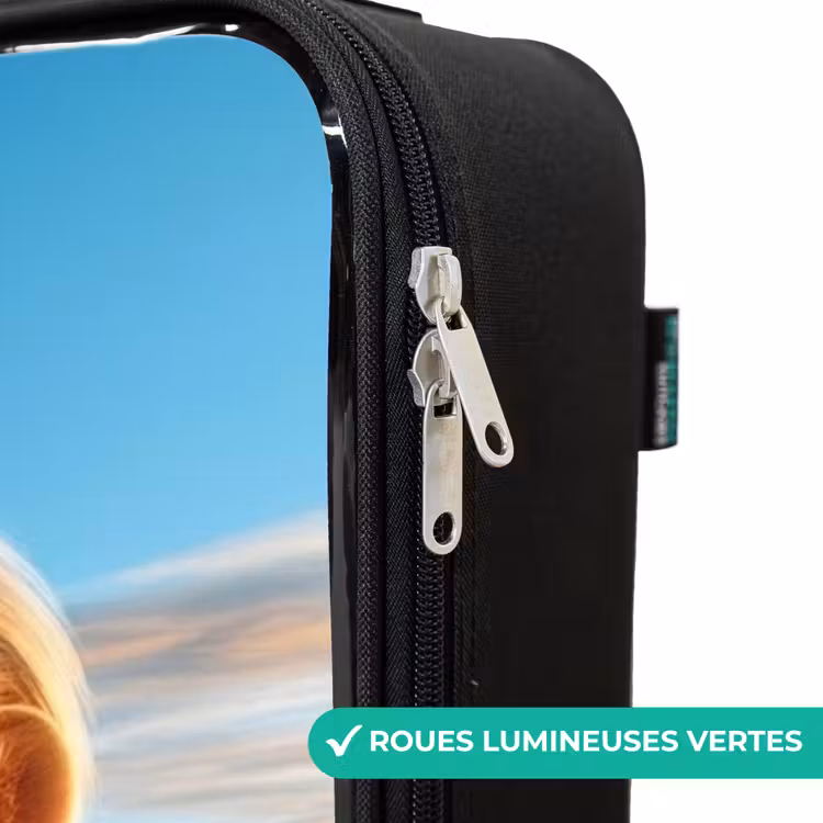 Valise enfant - Lion par le hublot d'un avion avec le pouce levé — 4