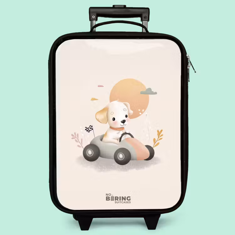 Valise enfant - Chiot dans une voiture de course de couleur beige — 3