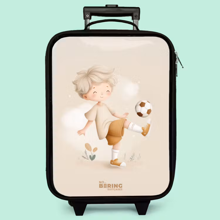 Valise enfant - Garçon avec un ballon de football de couleur beige — 3