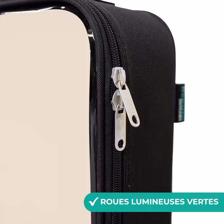 Valise enfant - Garçon avec un ballon de football de couleur beige — 6