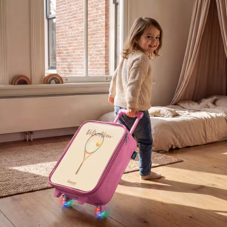 Valise enfant - Rose - Une raquette de tennis dans les tons beiges — 2