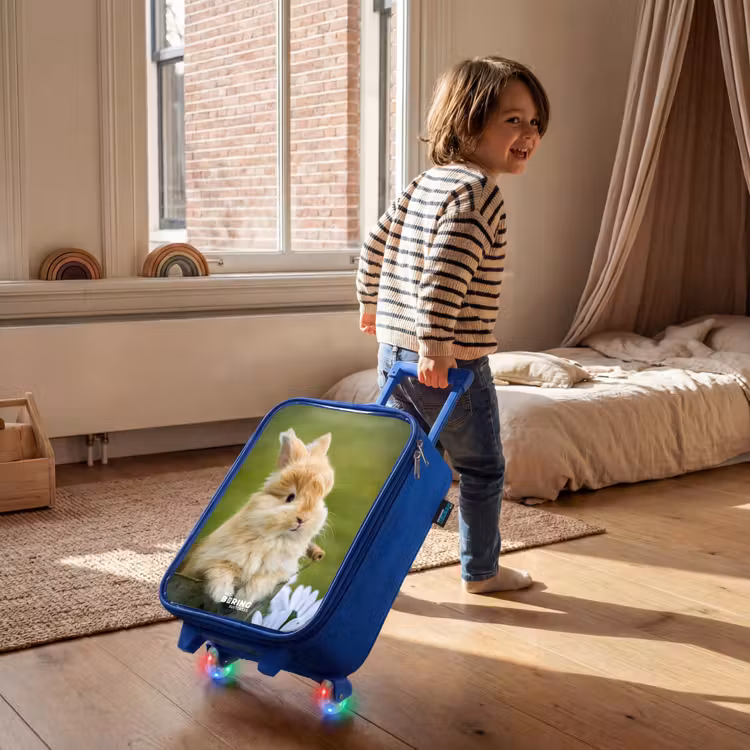 Valise enfant - Bleu - Lapin dans un pot de fleurs — 2