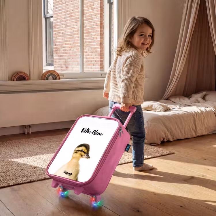 Valise enfant avec nom - Rose - Le canard marguerite — 2