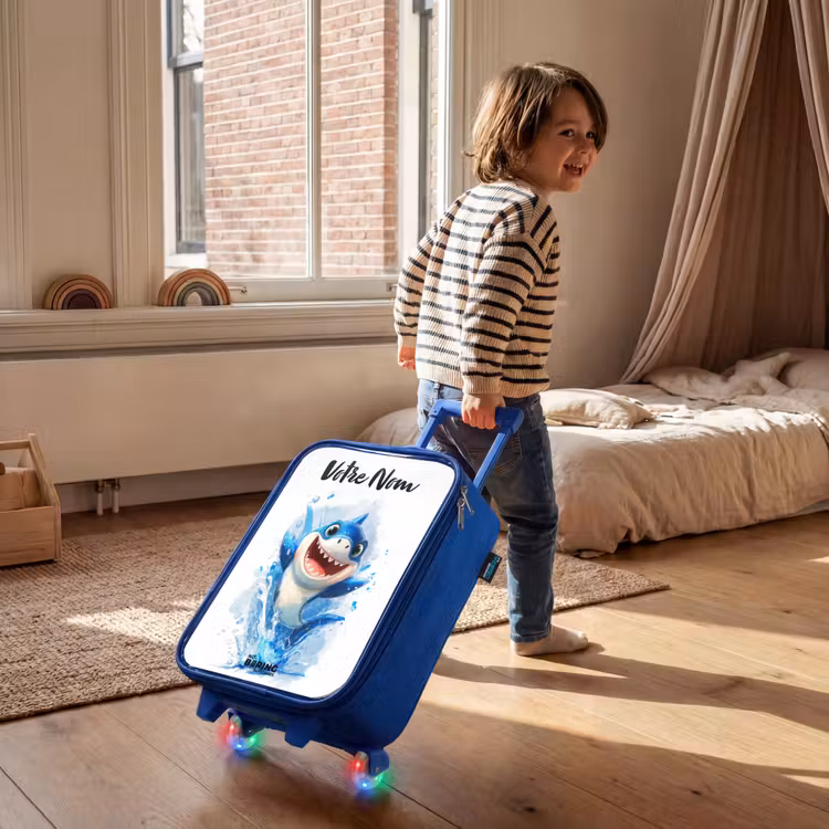 Valise enfant avec nom - Bleu - Requin - Dents - Eau — 2
