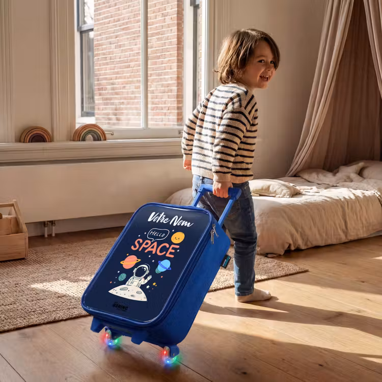 Valise enfant avec nom - Bleu - Astronaute - Citation - Planètes - Étoiles — 2