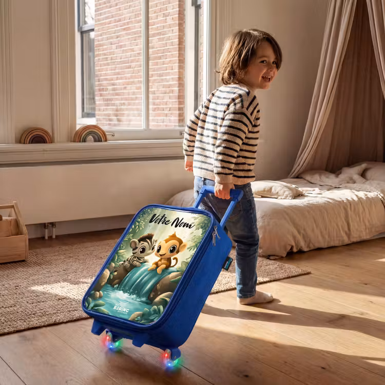 Valise enfant avec nom - Bleu - Zèbre - Singe - Cascade - Rochers — 2
