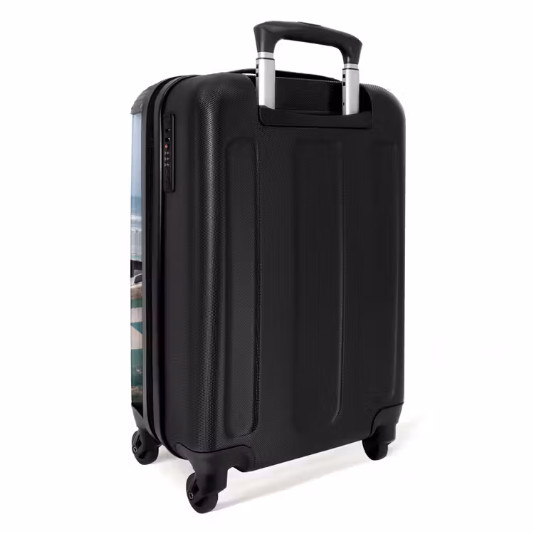 Valise - Bateau - Plage de sable - Mer — 4