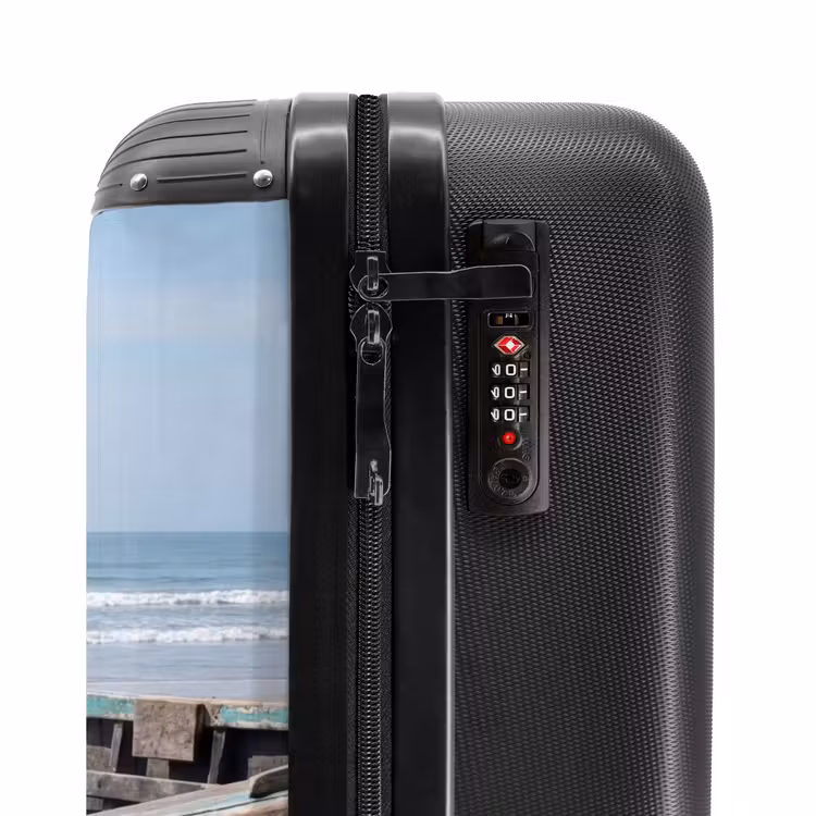 Valise - Bateau - Plage de sable - Mer — 6