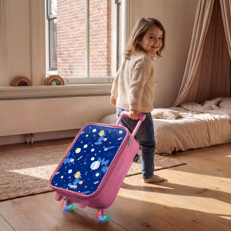 Valise enfant - Rose - Motif de planètes sur fond sombre — 2