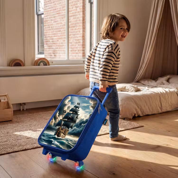Valise enfant - Bleu - Navire pirate sur une mer déchaînée — 2