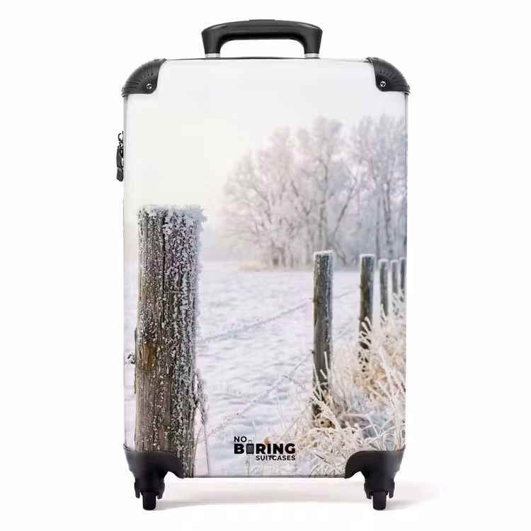 Valise - Clôture - Neige - Brouillard - Campagne - Nostalgie — 1