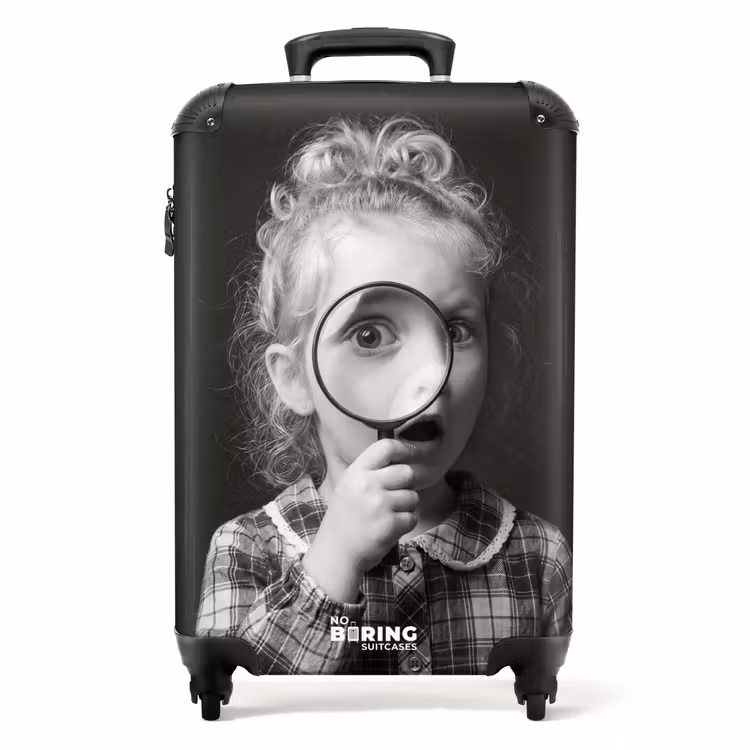 Valise - Enfant - Loupe - Portrait - Noir et blanc — 1