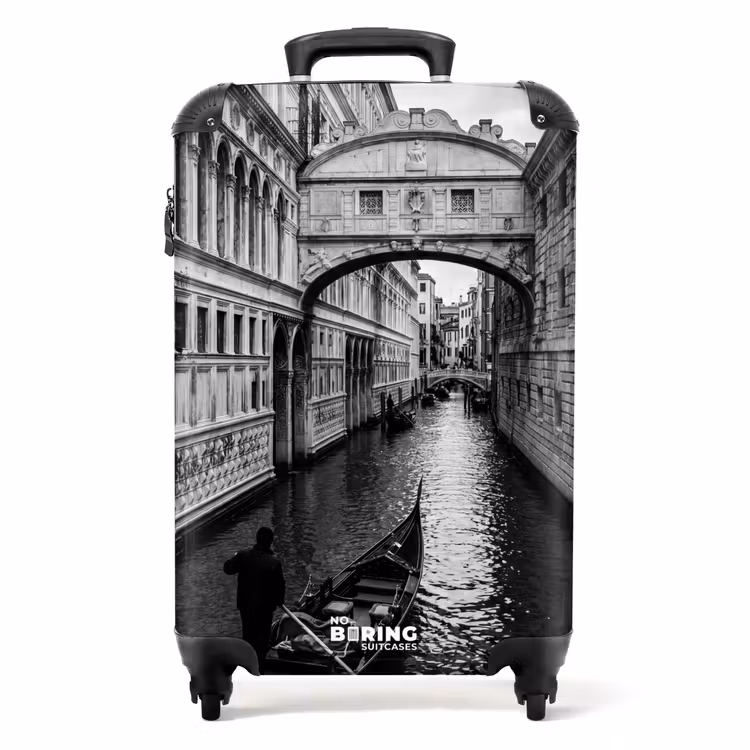 Valise - Bateau - Voie navigable - Ville - Noir - Blanc - Architecture — 1