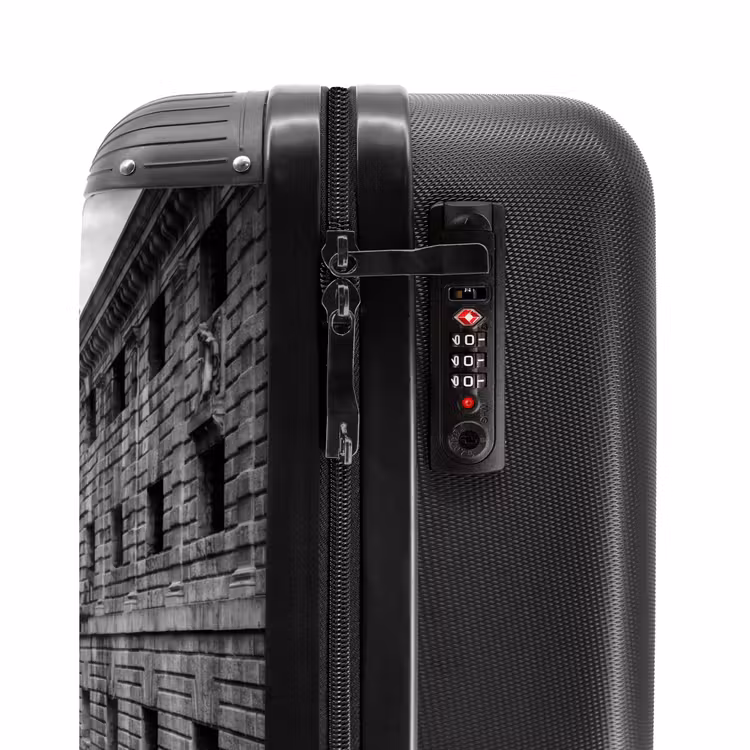 Valise - Bateau - Voie navigable - Ville - Noir - Blanc - Architecture — 6