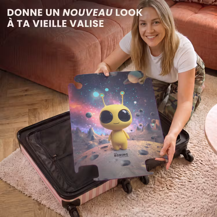 CaseSwap - Alien jaune sur une planète — 3