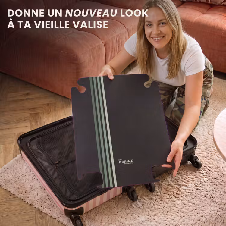 CaseSwap™ - Fond noir avec quatre lignes vertes verticales sur la gauche — 3