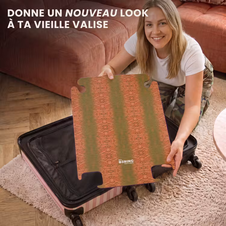 CaseSwap - Peau de serpent rouge corail avec structure en écailles symétriques — 3