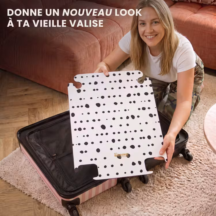 CaseSwap - Points noirs organiques sur fond blanc — 3