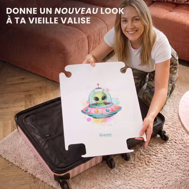 CaseSwap™ - Alien dans un ovni coloré — 3